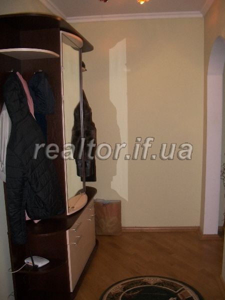 Zdayu_2-okh_kimnatnu_kvartyru_v_novobudovi_(mansarda)_5180_13_1383575310.jpg