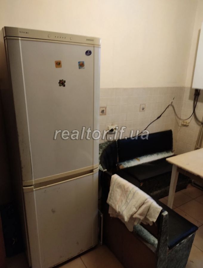 Zdayu_v_orendu_3-kh_kimnatnu_super_kvartyru_po_vulytsi_Khotkevycha_23440_7_1731677567.jpeg