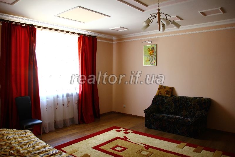 Zdayu_v_orendu_dvokhpoverkhovyi_osobnyak_3636_2_1368713952.jpg