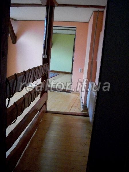 Zdayu_v_orendu_dvokimnatnu_kvartyru_v_tsentri_4055_5_1362402677.jpg