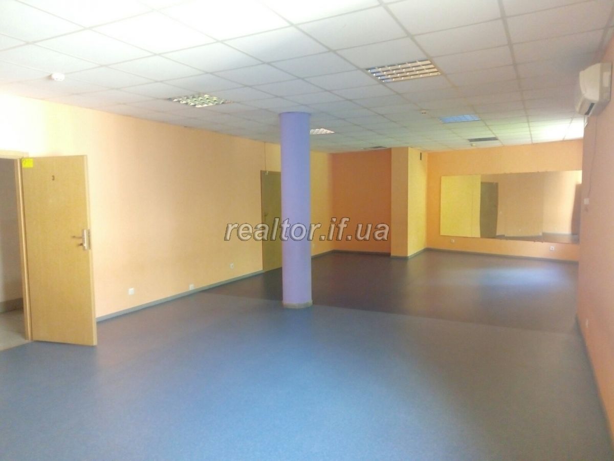 _Zdayutsya_ofisy_v_samomu_tsentri_mista_zruchne_roztashuvannya_ta_vsi_zruchnosti_dlya_roboty_17907_14_1590484150.jpg