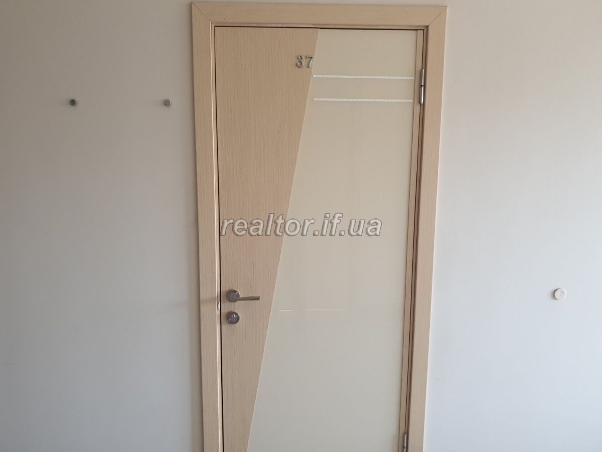 Zdayutsya_v_orendu_ofisni_prymishchennya_17193_24_1571646962.jpg