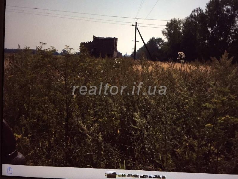 Zemelna_dilyanka_na_Tysmenytskii_trasi_komertsiinoho_pryznachennya_-_pid_AZS_abo_inshe_12715_4_1488466642.jpg