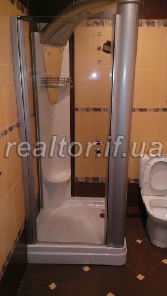 dvorivneva_kvartyra_v_raioni_mahazynu_Svit_keramiky_po_vulytsi_Nadrichna_6829_2_1410526804.jpg