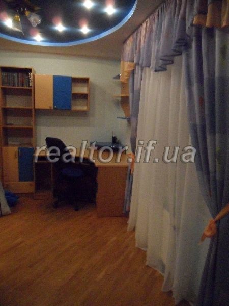 kvartyra_poruch_z_parkomsupermarketompoliklinikoyuuniversytetom_7396_7_1418833416.jpg