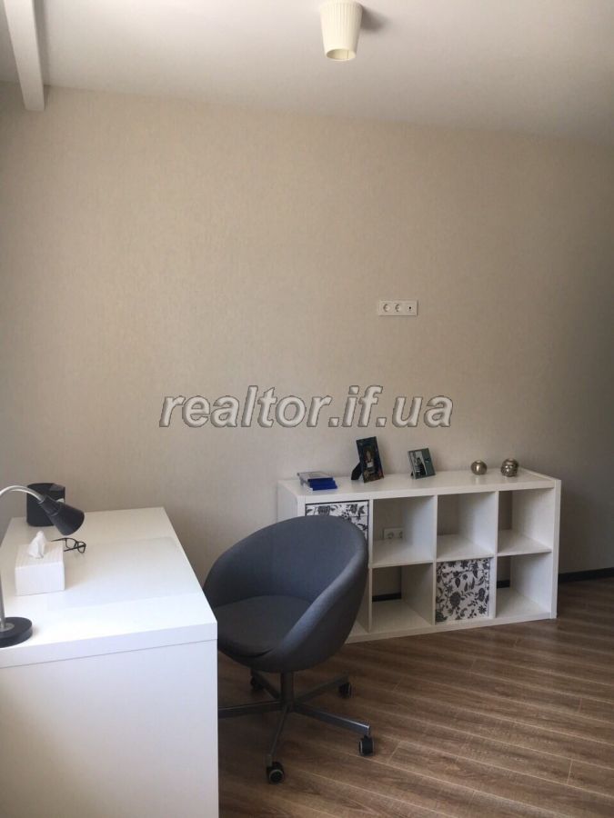 kvaryra_z_vysokoyakisnym_ta_dorohym_remontom_dlya_sim`yi_11024_6_1534232962.jpg