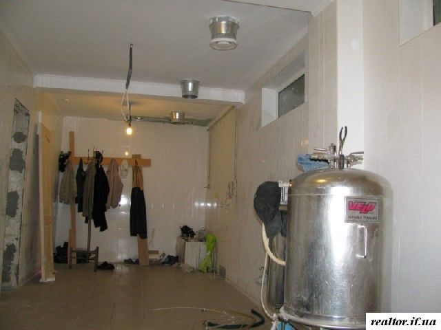 mDVAePnnyAabBxWi5ret.jpg