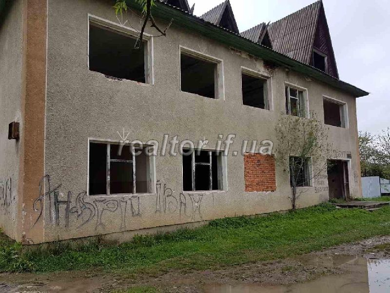m_Yaremche_prodazh_prymishchennya_iz_zemelnoyu_dilyankoyu_13179_20_1494424250.jpg