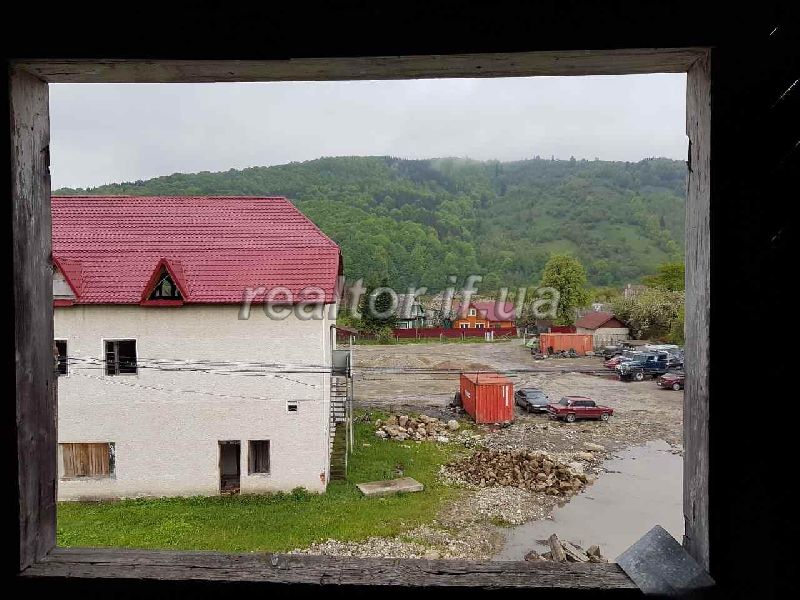 m_Yaremche_prodazh_prymishchennya_iz_zemelnoyu_dilyankoyu_13179_29_1494424251.jpg