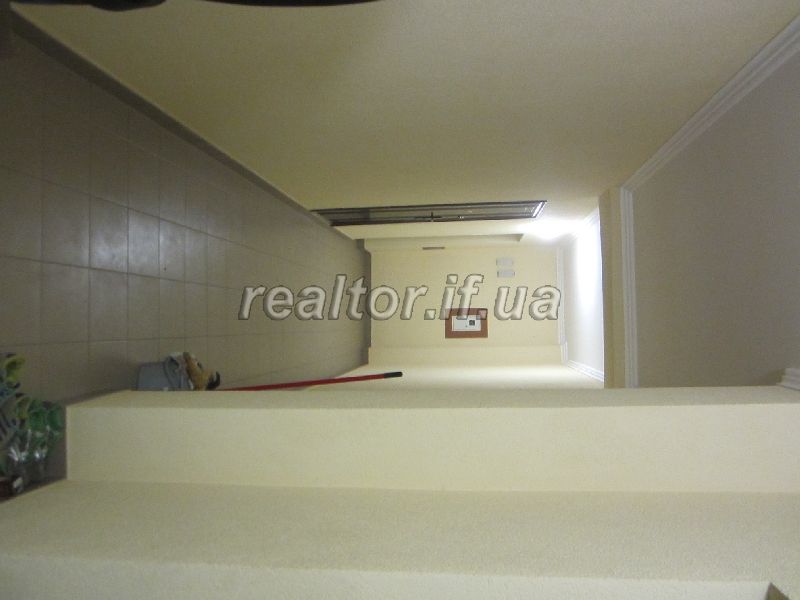 terminovo_prodayutsya_kvartyry_v_tsentri_m_Horodenka_7170_11_1415473325.jpg