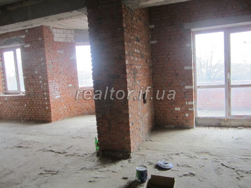 terminovo_prodayutsya_kvartyry_v_tsentri_m_Horodenka_7170_9_1415473324.jpg