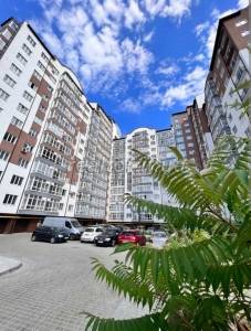 1-Zimmer-Wohnung im Zentrum in der Wohnanlage „Mistechko Tsentralne“ in einem vermieteten Gebäude