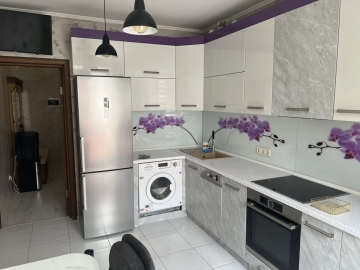 Wohnung in der Ivasyuka-Straße in der Nähe des Einkaufszentrums Arsen