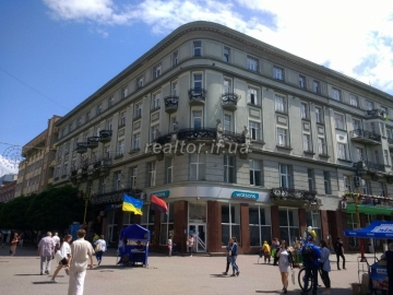 Оренда офісів в центрі міста на Стометрівці різні площі без комісії