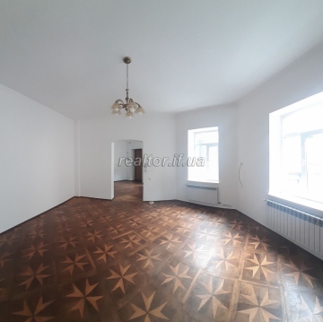 Büro zu vermieten in der Mazepa-Straße in der Nähe von Stometrivka