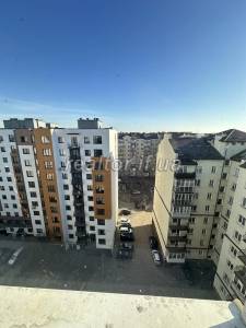 Mieten Sie geräumige Büroräume in der Nähe des Stadtzentrums.