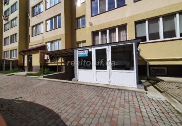 Rent of the basement with repair on Yabluneva Street