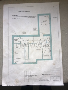 Large two-level apartment for sale in a cozy area of the city