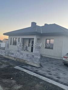 Selling a winery in the town of Siret in the village of Tismenia