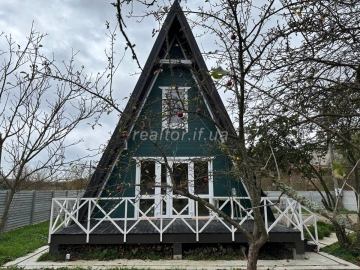 Sale of a renovated country house next to the forest in the garden society Forest Fairy village Maidan