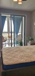 Verkauf einer Zweizimmerwohnung mit Renovierung und Möbeln im neuen Wohnkomplex Parkova Aleya