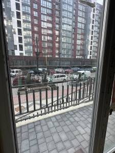 Sale of front, commercial premises in the residential complex Kniahynyn