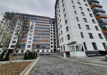 Wohnung zum Verkauf und Parkplatz in der Wohnanlage Lipskaya Tower