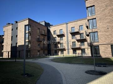 Wohnung zum Verkauf in der Wohnanlage Dolishna im praktischen 2. Stock