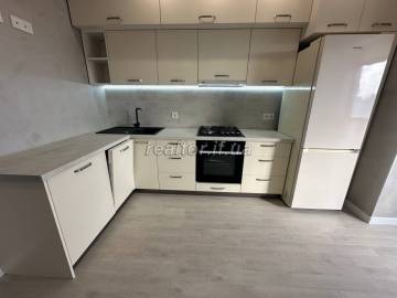 Продаж квартир в новой квартире с ремонтом на Каскадии улица Европейская