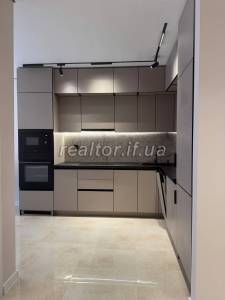 Wohnung mit Renovierung im neuen Wohnkomplex Manhattan UP zu verkaufen