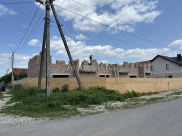 Распродажа Таунхаузена в районе Волги Герои УПА
