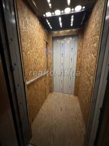 Продаж пентхауса с большой террасой в центре Ивано-Франковской
