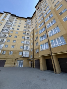 Просторная квартира в сданном и обжитом доме
