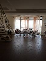 Luxus-Multiroom -Wohnung in Neubau