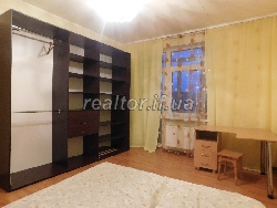 Vermietung einer Wohnung für Pasichna Neubau