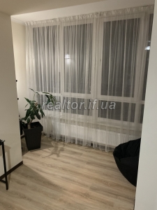Rent a beautiful apartment with renovation near Shevchenko Park