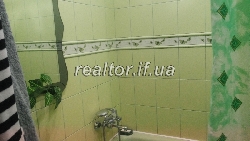 Renting three-room apartment with the repair furniture and appliances