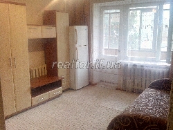 Ein-Zimmer-Wohnung zur Miete auf der Straße Dovzhenko