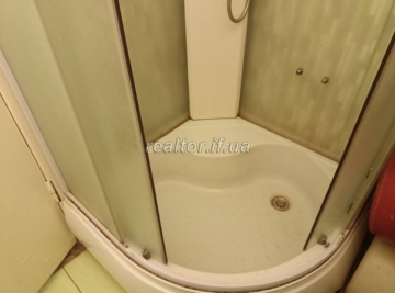 Ich miete eine Super-Budget-Wohnung im Stadtzentrum