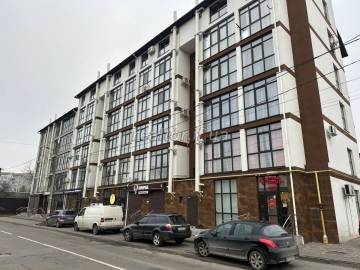 Günstige Lage und Platzangebot: Zweizimmerwohnung im zweiten Stock