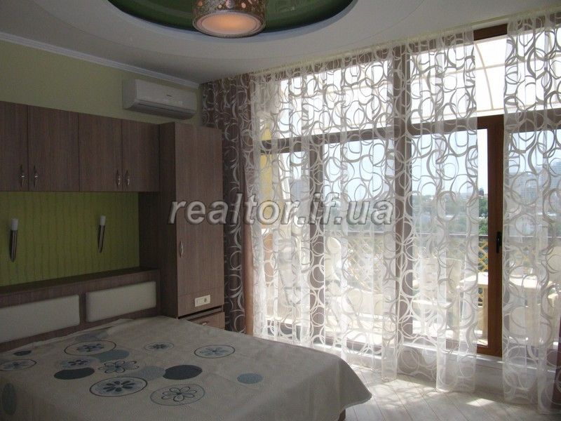 v_Odesse__s_vydom_na_more_Arkadyiskyi_dvorets_Green_novostroi_v_Arkadyy_u_samoho_morya_apartamenty_6490_8_1406126748.jpg