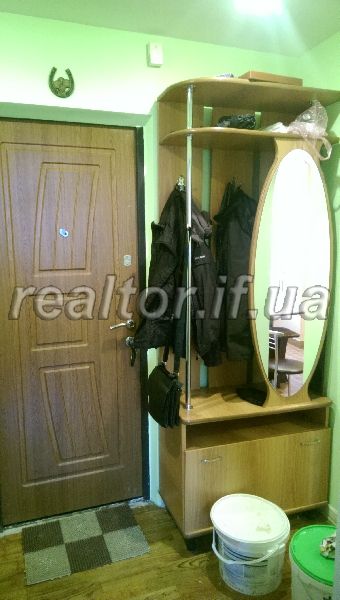 zdam_2-kh_kimnatnu_kvartyru_na_stometrivtsi_z_usima_udobstvamy_i_tekhnikoyu_9795_18_1451222297.jpg