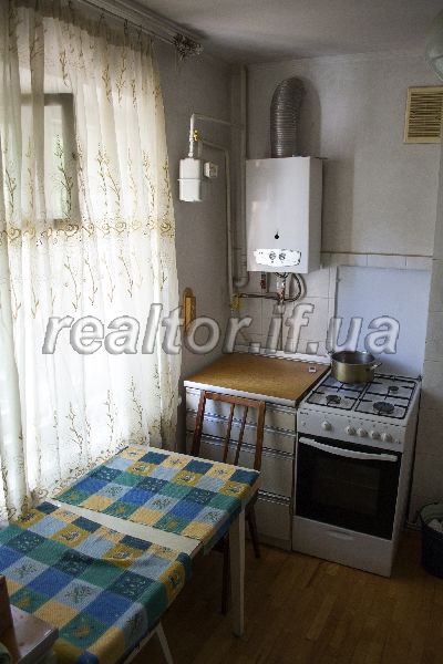 zdam_3-okh_kimnatnu_kvartyru_11482_2_1472213623.jpg