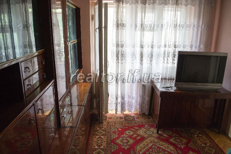 zdam_3-okh_kimnatnu_kvartyru_11482_4_1472213623.jpg